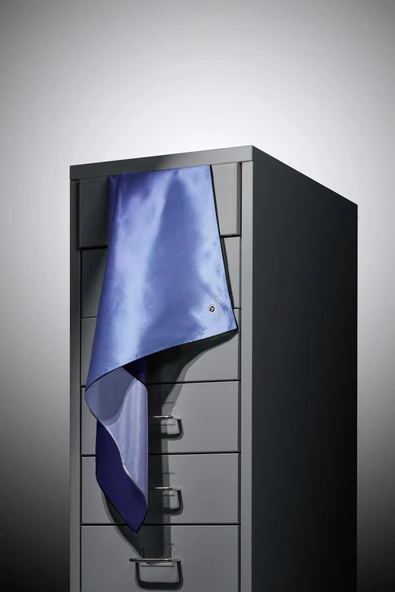 % 57 İPEK % 43 VİSKON Twill İpek Degrade Desenli Lacivert Renkli 90x90 Eşarp Dikim Şekli : El Dikişi - Resim 4