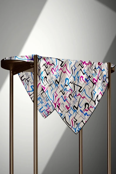 %100 Twill İpek Soyut Geometrik Desenli Fuşya - Saks Renkli 90x90 Eşarp Dikim Şekli : El Dikişi - Resim 3