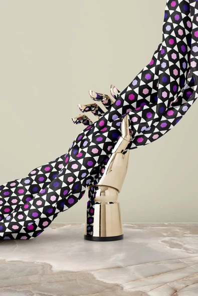 %100 Twill İpek Nokta Desenli Siyah - Mor Renkli 90x90 Eşarp Dikim Şekli : El Dikişi - Resim 4