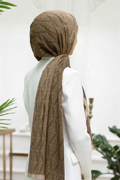 LÜKS MEDİNE İPEĞİ BAROK DESENLİ VİZON RENKLİ KIRIŞMAZ ŞAL MOSS KREP DİKİŞ TİPİ İTALYAN DİKİŞLİ ürün görseli