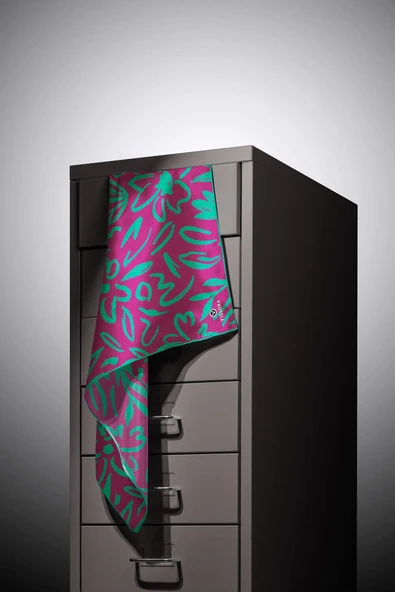 % 57 İPEK % 43 VİSKON Twill İpek Büyük Çiçek Desenli Fuşya - Koyu Mint Yeşili Renkli 90x90 Eşarp Dikim Şekli : El Dikişi - Resim 6