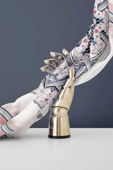 % 57 İPEK % 43 VİSKON Twill İpek Şal Desenli Pudra - Bebe Mavisi Renkli 90x90 Eşarp Dikim Şekli : El Dikişi - Resim 4