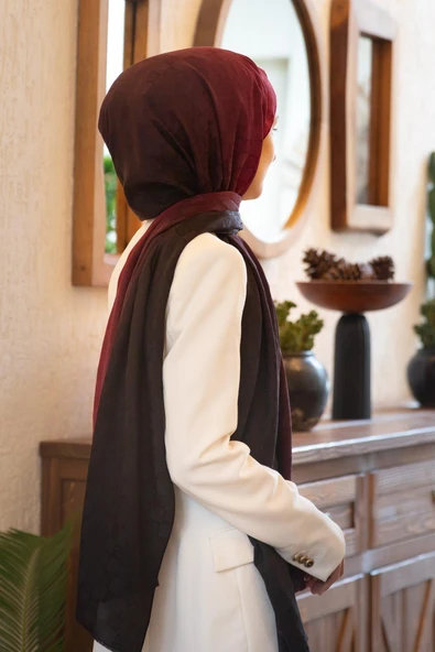Vissona %57 İPEK %43 PAMUK Degrade Desenli Bordo - Siyah Renkli Şal -  70x190 Dikiş Tipi İtalyan Dikişli ürün görseli