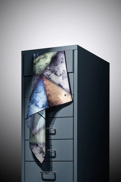 %100 Twill İpek Dokulu Ve Geometrik Desenli Bebe Mavisi - Mint Yeşili Renkli 90x90 Eşarp Dikim Şekli : El Dikişi - Resim 5