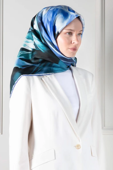 %100 Twill İpek Yaprak Desenl Mint Yeşili - Saks Renkli 90x90 Eşarp Dikim Şekli : El Dikişi - Resim 2