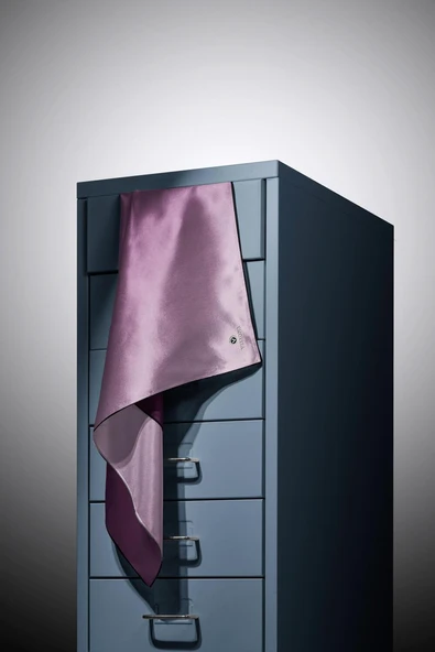 % 57 İPEK % 43 VİSKON Twill İpek Degrade Desenli Gül Kurusu Renkli 90x90 Eşarp Dikim Şekli : El Dikişi - Resim 4