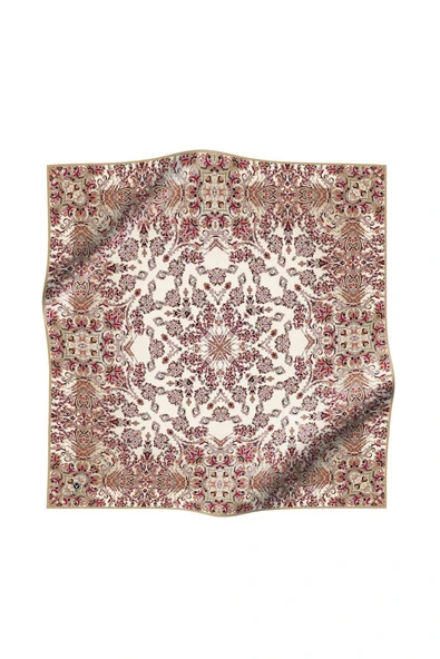 %100 Twill İpek Şal Desenli Krem Renkli 90x90 Eşarp Dikim Şekli : El Dikişi - Resim 2