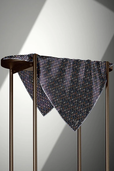 %100 Twill İpek Nokta Desenli Siyah - Gri Renkli 90x90 Eşarp Dikim Şekli : El Dikişi - Resim 5