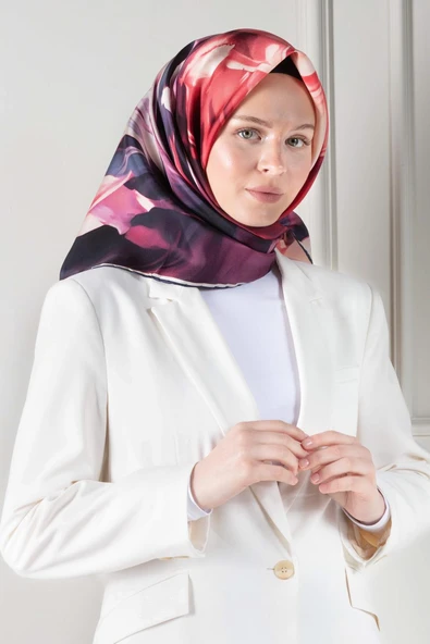 %100 Twill İpek Yaprak Desenli Bordo - İndigo Renkli 90x90 Eşarp Dikim Şekli : El Dikişi - Resim 4