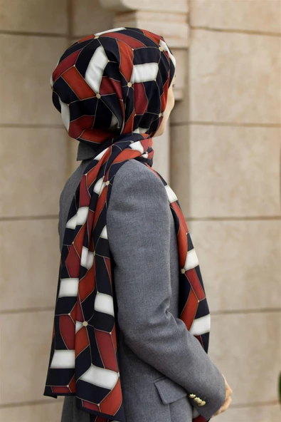 LÜKS MEDİNE İPEĞİ GEOMETRİK DESENLİ KIRMIZI RENKLİ 75X195 KIRIŞMAZ ŞAL MOSS KREP DİKİŞ TİPİ İTALYAN DİKİŞLİ ürün görseli