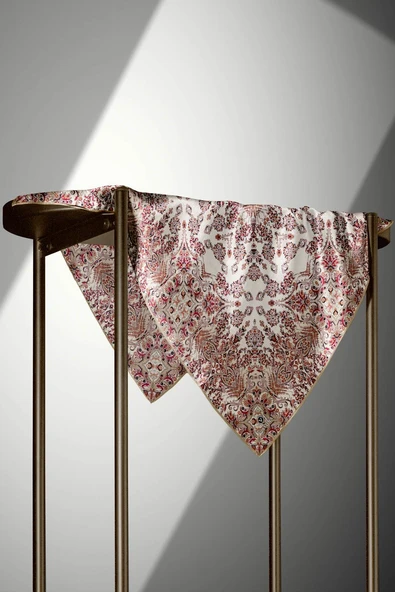 %100 Twill İpek Şal Desenli Krem Renkli 90x90 Eşarp Dikim Şekli : El Dikişi - Resim 5