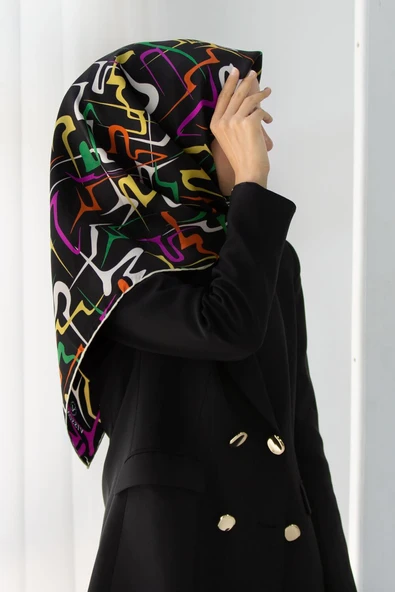 %100 Twill İpek Soyut Geometrik Desenli Fuşya - Sarı Renkli 90x90 Eşarp Dikim Şekli : El Dikişi ürün görseli