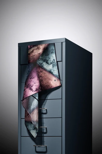 % 57 İPEK % 43 VİSKON Twill İpek Dokulu Ve Geometrik Desenli Mint Yeşili - Lila Renkli 90x90 Eşarp Dikim Şekli : El Dikişi - Resim 5