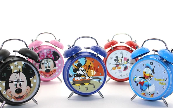 Kuromi, Hello Kitty, Mickey Mouse Masa Üstü Çalar Saat - Resim 4