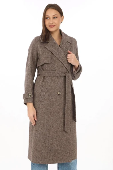 Kadın Balık Sırtı Yünlü Dokuma Kaşe Kaban – Kruvaze Yaka, Kuşaklı, Cepli, Astarlı Uzun Boy Tesettür Şık Kışlık Kaşe Kaba - Resim 8