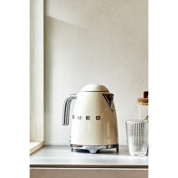SMEG KLF03 Beyaz 1.7 Litre Elektrikli Su Isıtıcı(İthalatçı garantili) ürün görseli