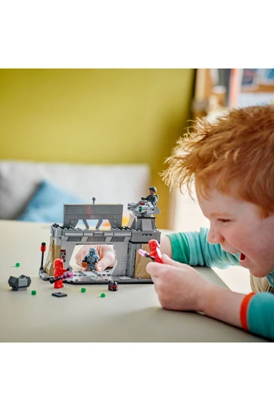 ® Star Wars: The MandalorianPaz Vizsla™ ve Moff Gideon™ Savaşı 75386 - 7 + Oyuncak Yapım Seti (289P) - Resim 5