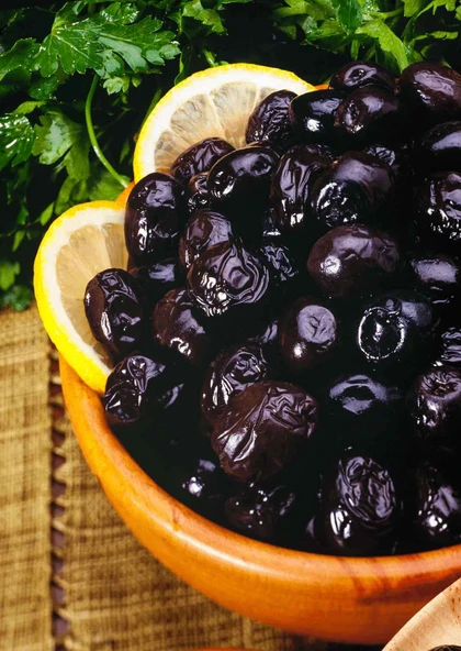 Siyah Zeytin (1 kg) ürün görseli 1