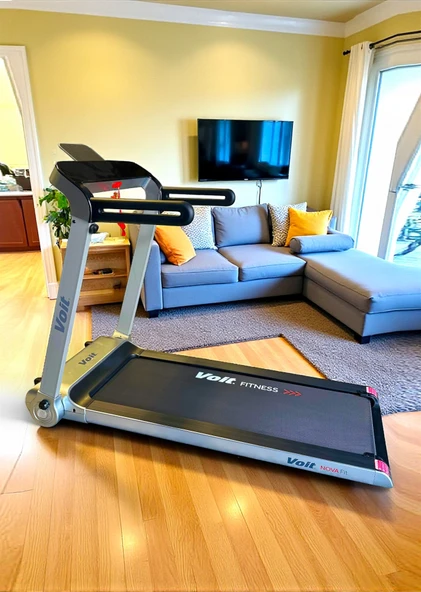 Voit Novafit Koşu Bandı, 46cm Geniş Bant, Bluetooth Hoparlör, LED Ekran - Resim 2