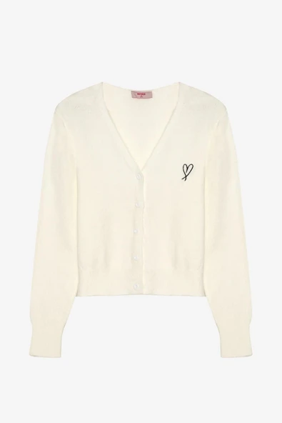 Quzu Kalp Nakışlı Kadın Triko Hırka - Resim 2