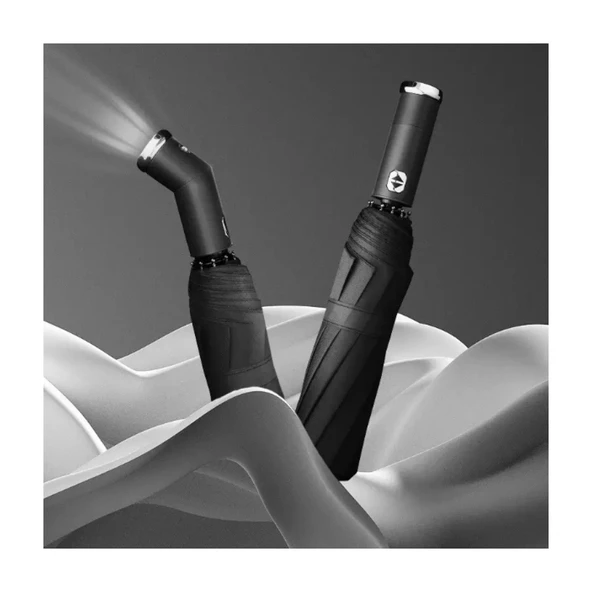 Siyah El Fenerli Katlanabilir Şemsiye – Yağışlı ve Karanlık Havalara Özel Tasarım ürün görseli 1