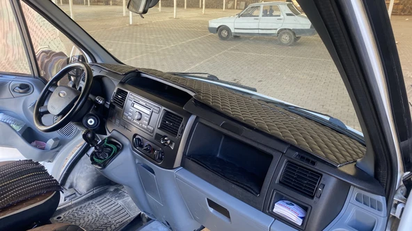 Ford Transit 2007/2012 arası TORPİDO ÖRTÜSÜ ürün görseli 1