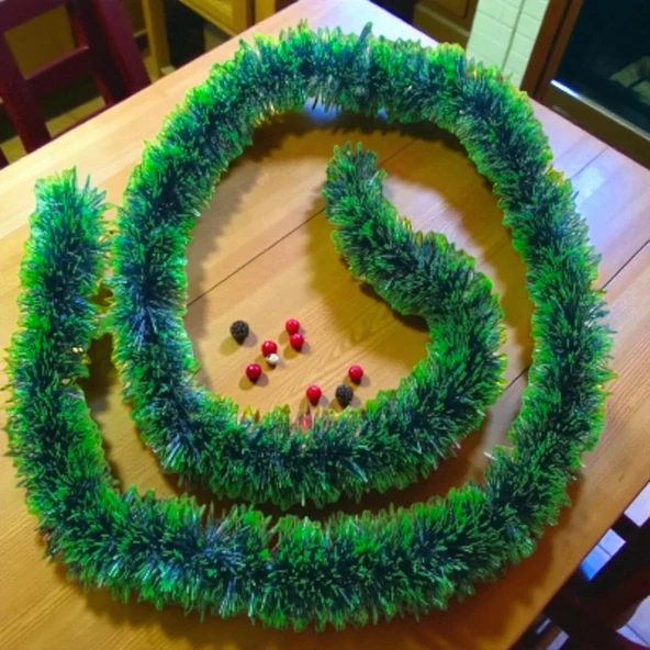 BOYUN SİMİ 2 METRE AÇIK YEŞİL YILBAŞI BOYUN SİMİ YUMUŞAK GARLAND YILBAŞI SÜSLEMELERİ ürün görseli