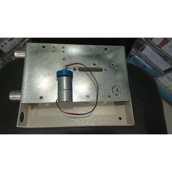 Kilitleme sistemi için motorlu mekanizmalı dijital tuş takımı - Resim 4
