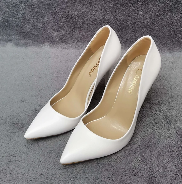 Sandy Beyaz Deri Sivri Burun Kadın Stiletto - Resim 2