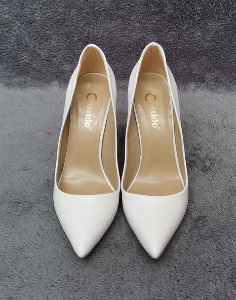Sandy Beyaz Deri Sivri Burun Kadın Stiletto - Resim 3