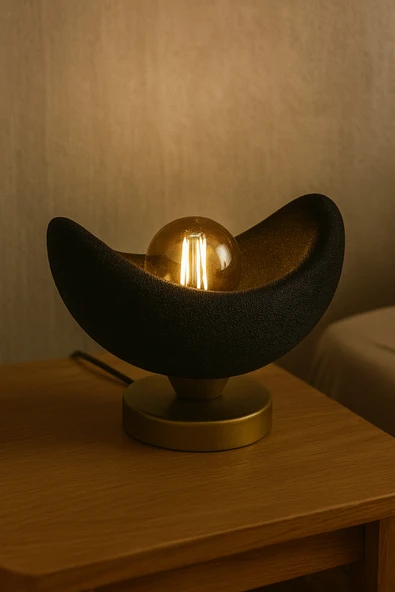 PAMUK'S DESİGN Ayışığı Tasarım Masa Lambası Altın Detaylı Abajur Loş Amber Işık, Rustik Ampul Hediyeli 20 x 37 cm - Resim 2