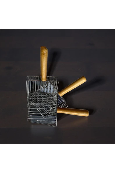 Animal Ahşap Saplı Metal Kum Temizleme Küreği - Resim 3