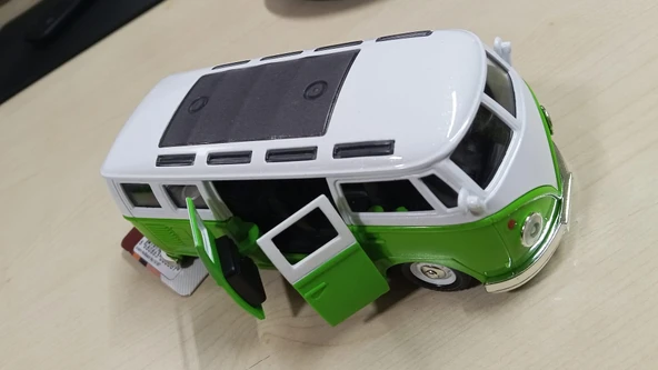 Oyuncak Metal Model 1 / 36 Çek Bırak Yeşil 1963 VOLSWAGEN T1 BUS MİNİBÜS - Resim 2
