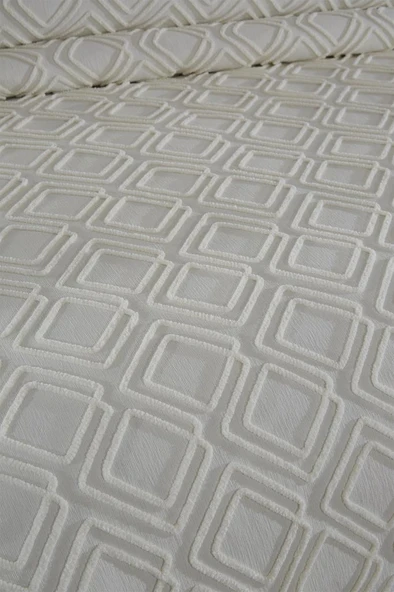 Velisa Çift Kişilik Şönil Desenli 235x250 cm Pike Takımı Krem - Resim 3