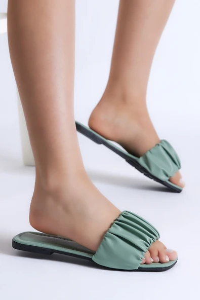 Kadın Su Yeşili Önü Büzgülü Tek Bantlı Terlik - Resim 3