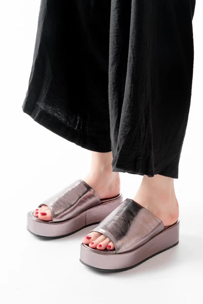 Rose Cam Kırığı Geniş Bantlı Dolgu Kadın Terlik ürün görseli 1