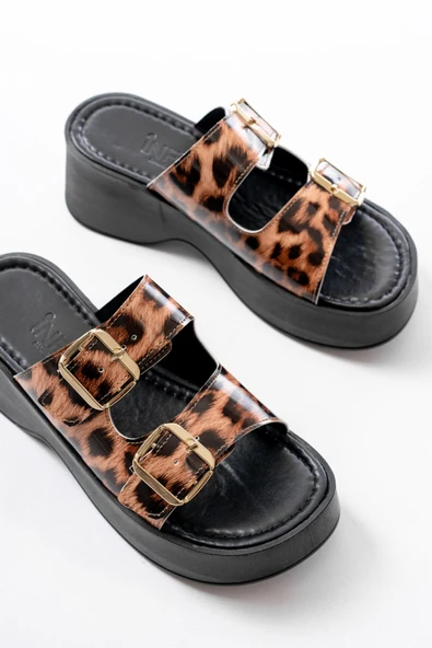 Leopar Rugan Günlük Tokalı Dolgu Topuk Kadın Terlik - Resim 4