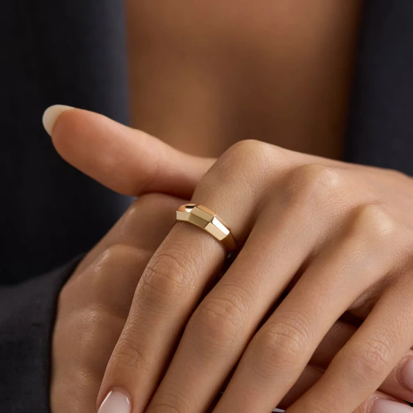 Golden Touch Altın Yüzük ürün görseli 1