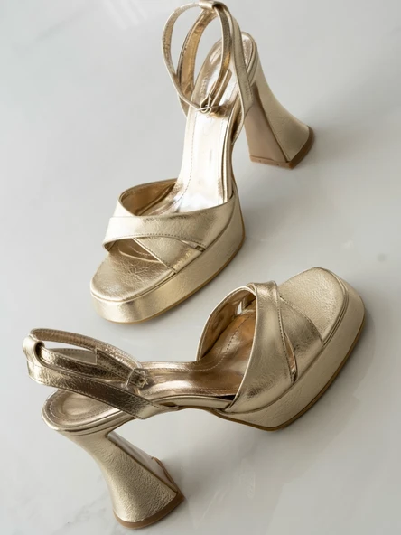 Sovrana Altın Platform Topuklu Ayakkabı (10cm) ürün görseli 1