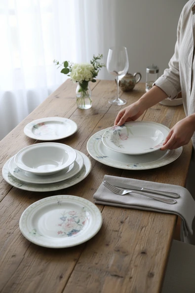 Akayev Porselen Fiorina 24 Parça Yemek Takımı ürün görseli