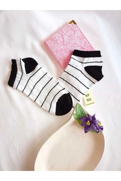 2 ÇİFT EKRU DİKİŞSİZ PATİK ÇORAP PAMUKLU KISA KONÇ DESENLİ KADIN ÇORABI 36-40 SİYAH BEYAZ - Resim 3