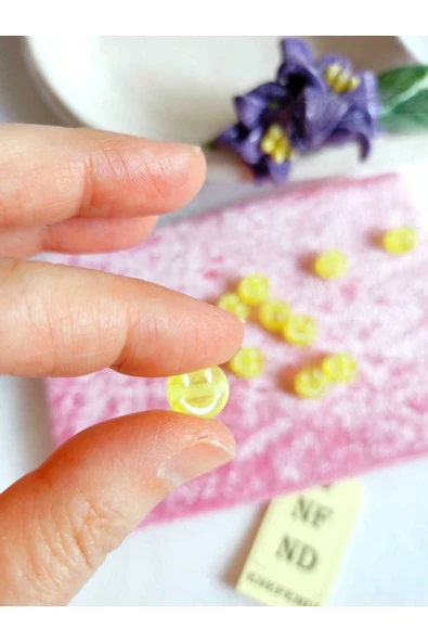 10 ADET SARI GÜLEN YÜZ BONCUK BİLEKLİK HEDİYE İÇİNDEN DELİKLİ BİLEKLİK APARATI SERT PLASTİK - Resim 2