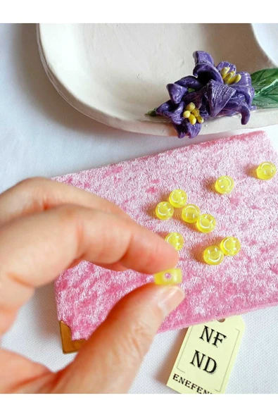 10 ADET SARI GÜLEN YÜZ BONCUK BİLEKLİK HEDİYE İÇİNDEN DELİKLİ BİLEKLİK APARATI SERT PLASTİK - Resim 4