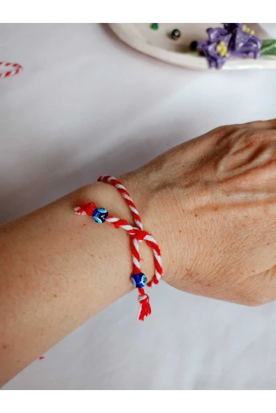 30 ADET NAZAR BONCUKLU MARTENİÇKA BİLEKLİK ŞANS ARKADAŞ SEVGİLİ EŞ ÇOCUK HEDİYE BAHAR BİLEKLİĞİ - Resim 3