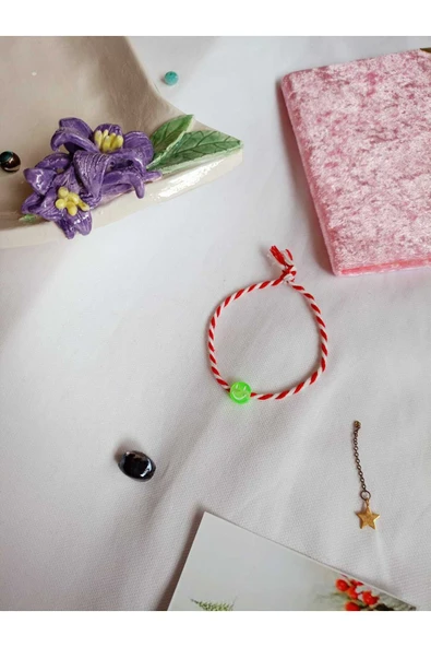 10 ADET YEŞİL BONCUKLU MARTENİÇKA BİLEKLİK ŞANS ARKADAŞ SEVGİLİ EŞ ÇOCUK HEDİYE BAHAR BİLEKLİĞİ - Resim 4