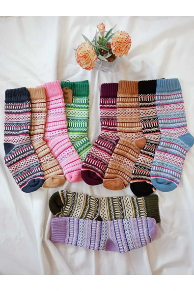 2 ÇİFT KALIN KIŞLIK YUMUŞAK ÇORAP YILBAŞI MOTİF ETNİK DESENLİ KADIN ÇORABI YEŞİL SİYAHKIRMIZI  36-40 - Resim 4