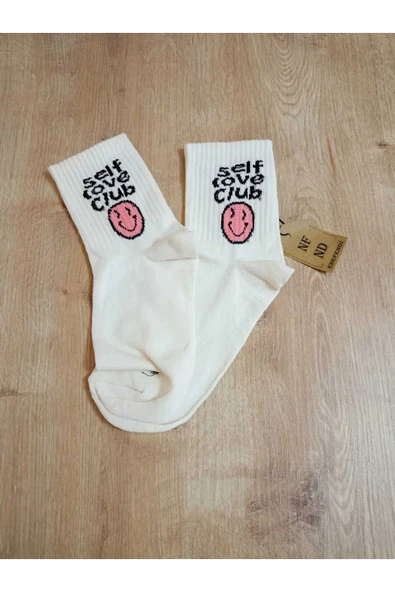 LOVECLUB DESENLİ PAMUKLU YUMUŞAK ÇORAP ARAKONÇ KADIN KREM PEMBE SOKET ÇORABI 36-40 ürün görseli 1