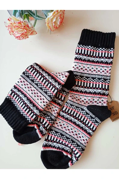 2 ÇİFT KALIN KIŞLIK YUMUŞAK ÇORAP YILBAŞI MOTİF ETNİK DESENLİ KADIN ÇORABI YEŞİL SİYAHKIRMIZI  36-40 - Resim 5