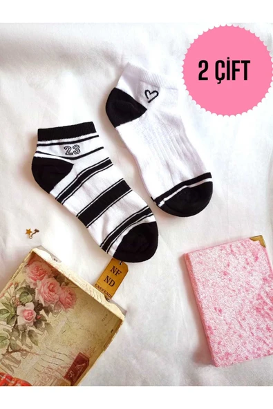 2 ÇİFT KADIN ÇORABI PATİK PAMUKLU KISA KONÇ DESENLİ BURUN DİKİŞSİZ ÇORAP 36-40 SİYAH BEYAZ ürün görseli 1