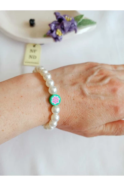 İNCİLİ VE YEŞİL FİMO BONCUKLU BİLEKLİK İNCİ BONCUK ŞANS BEREKET ARKADAŞ SEVGİLİ EŞ ÇOCUK HEDİYE ürün görseli 1